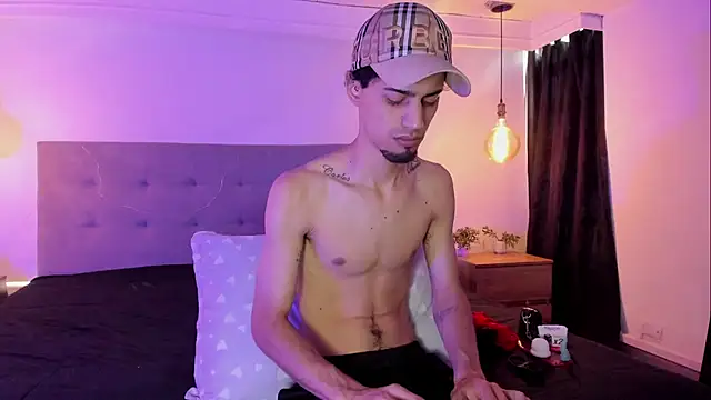 MichaelEvanss  online show from 05.24.26