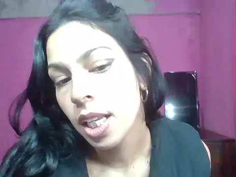 Snapshot of pamelaamorette chatting on 06.08.26 pamelaamorette online show from 06.08.26