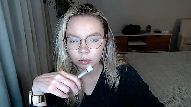 PolinaXXXXXJones online show from 06.10.26