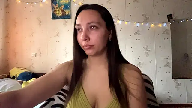 SheeringGape online show from 06.07.26