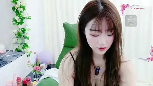 JJ8521 online show from 07.11.26