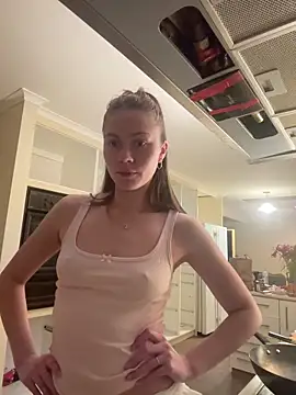 daisycollins online show from 06.10.26