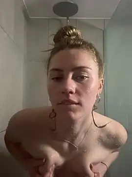 daisycollins online show from 07.10.26
