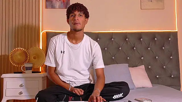 Alex Bloom online show from 07.08.26