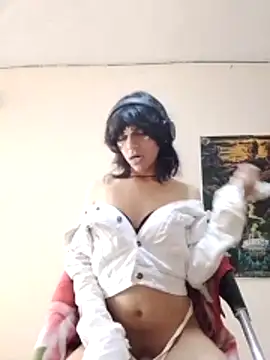 Liil bunny online show from 05.15.26