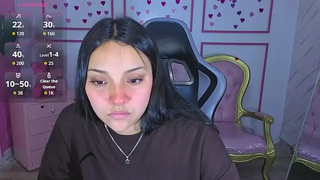 Snapshot of lia_harper_t chatting on 06.05.26 lia harper t online show from 06.05.26
