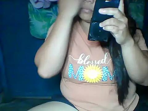 MommyKaye30 online show from 06.04.26