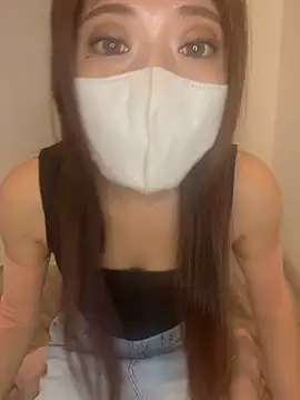Snapshot of Erika__xx chatting on 06.26.26 Erika xx online show from 06.26.26