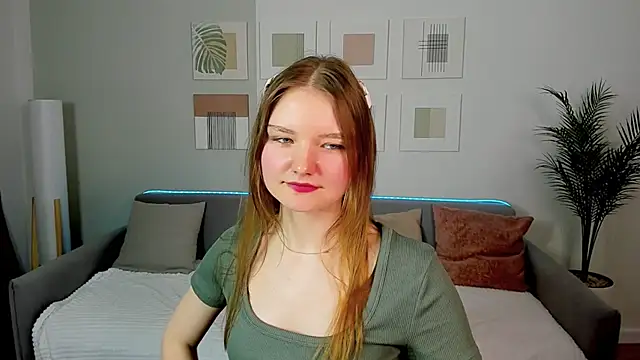 LookEva online show from 05.03.26
