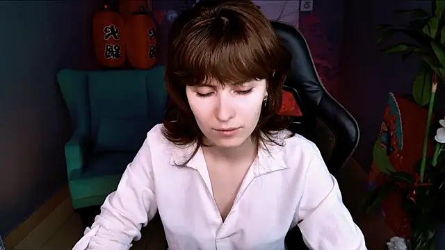 LolaDominara online show from 05.20.26