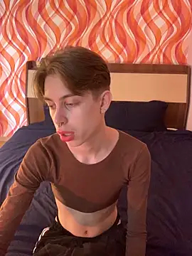 Snapshot of dark_noir_ chatting on 05.07.26 dark noir online show from 05.07.26