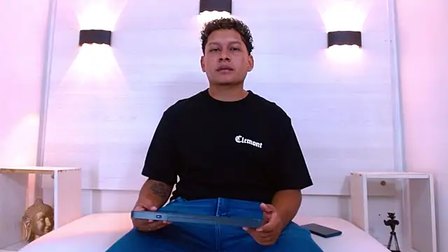 thomas fills online show from 05.04.26