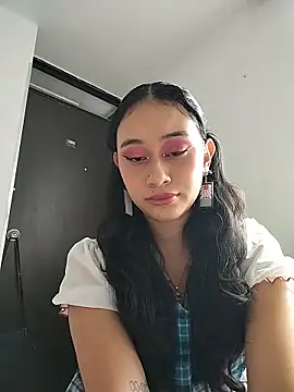 L0lita Emi12 online show from 07.01.26