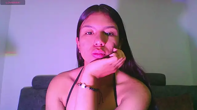 FernandaHils online show from 05.05.26