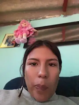 FernandaHils online show from 06.10.26