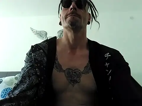 Snapshot of Tattooangel4172 chatting on 05.25.26 Tattooangel4172 online show from 05.25.26