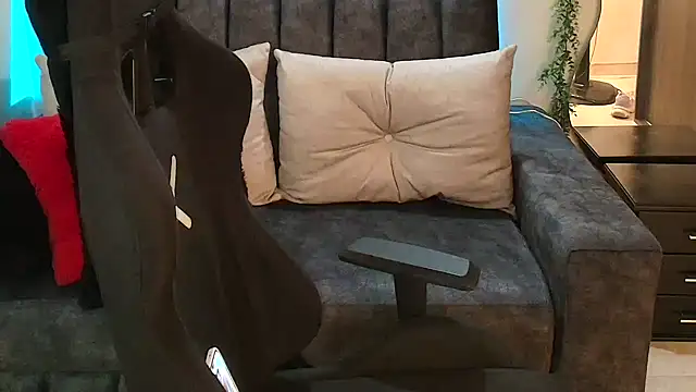 LUCYMILF SEXY online show from 06.05.26