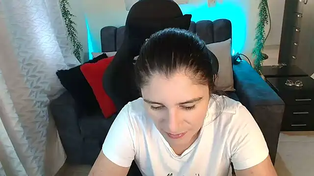 LUCYMILF SEXY online show from 07.18.26