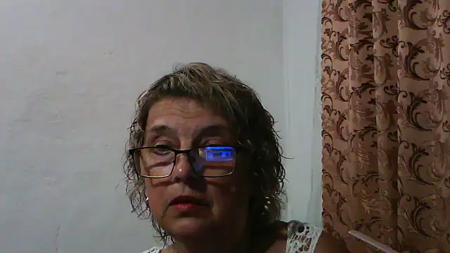 ElizabethGorden online show from 08.05.26