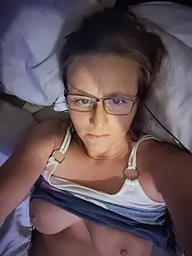 Queenle91 online show from 05.17.26