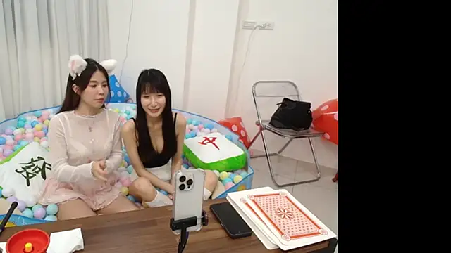 Snapshot of Qjiang202605 chatting on 06.18.26 Qjiang202605 online show from 06.18.26