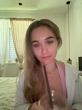 LillyStarr online show from 06.30.26