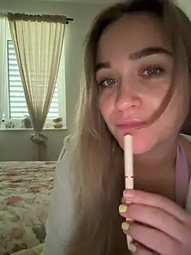 LillyStarr online show from 07.08.26