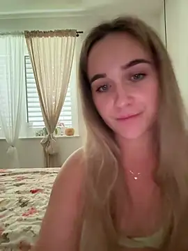 LillyStarr online show from 07.23.26