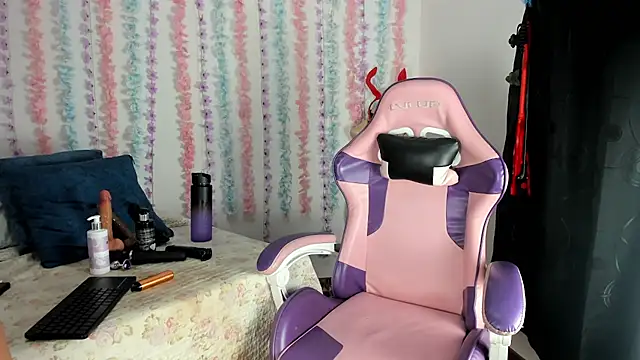 PaulinaThomson online show from 07.24.26