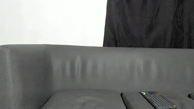 Snapshot of AlexRoyce_ chatting on 06.23.26 AlexRoyce online show from 06.23.26
