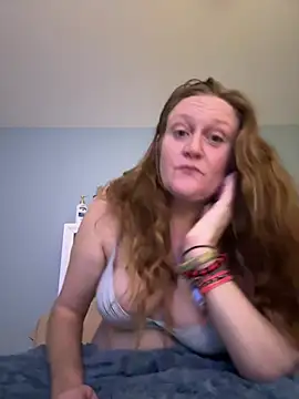 Snapshot of Kellilyn10 chatting on 07.21.26 Kellilyn10 online show from 07.21.26