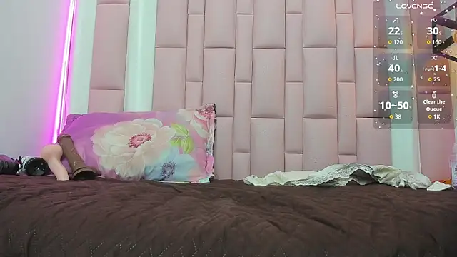 Princess Xoxo online show from 05.19.26