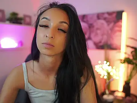 Nicole Dawn online show from 05.07.26