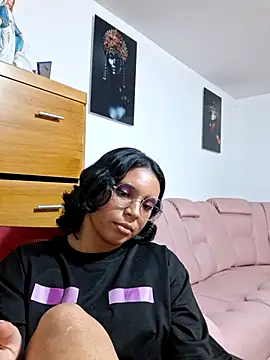 Snapshot of Emmaa_Lexx chatting on 06.25.26 Emmaa Lexx online show from 06.25.26