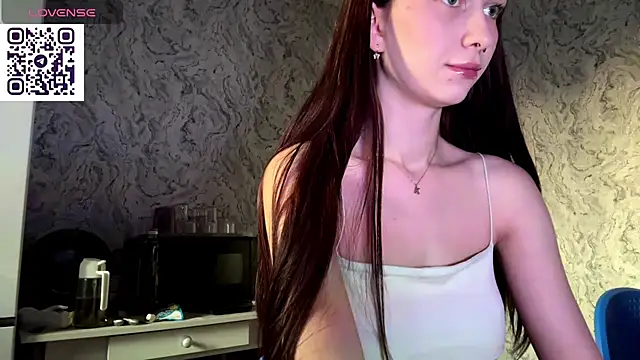 HinaDesire online show from 06.15.26