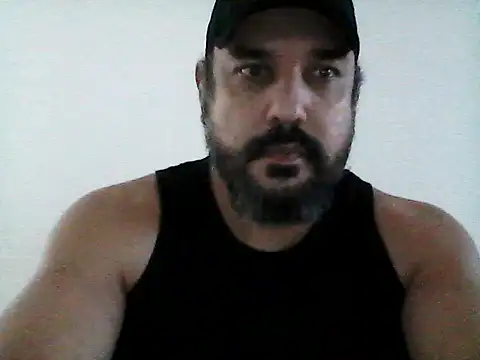 Snapshot of stallony chatting on 06.21.26 stallony online show from 06.21.26