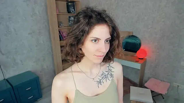 Snapshot of Kimasichka chatting on 05.20.26 Kimasichka online show from 05.20.26