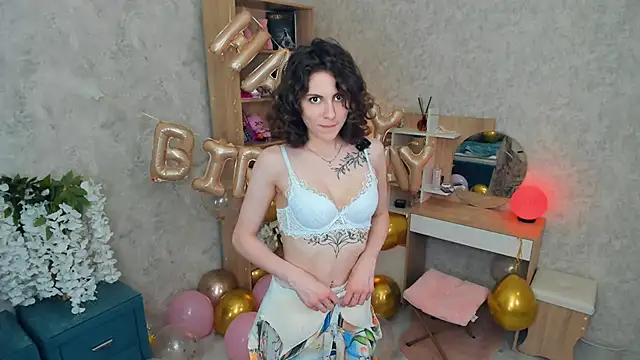 Snapshot of Kimasichka chatting on 06.12.26 Kimasichka online show from 06.12.26
