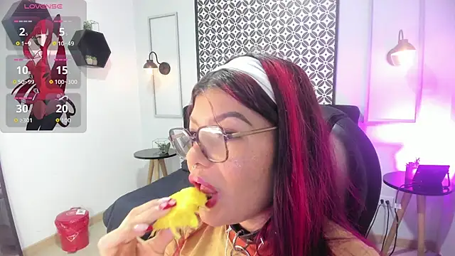 amelie furtado online show from 06.06.26