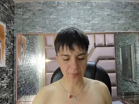 Hanna Hott11 online show from 05.23.26