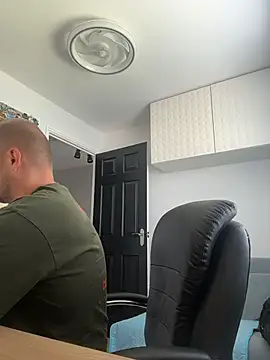 NakedAndrewHot online show from 06.26.26