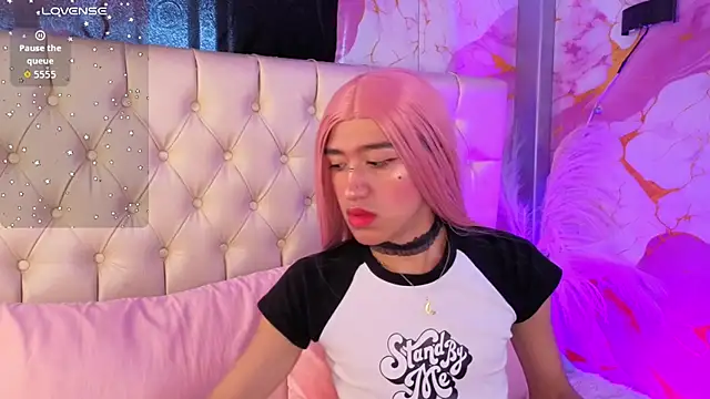 Snapshot of Luna_Sissy_ chatting on 06.30.26 Luna Sissy online show from 06.30.26