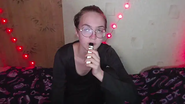 Snapshot of Alessa_Kiss chatting on 05.31.26 Alessa Kiss online show from 05.31.26