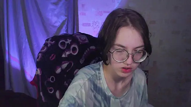 Snapshot of Alessa_Kiss chatting on 06.05.26 Alessa Kiss online show from 06.05.26