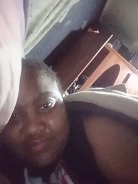 ChubbyMidgetxxx19 online show from 06.19.26