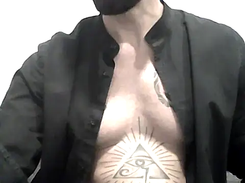 Snapshot of Alessandromagno8 chatting on 05.19.26 Alessandromagno8 online show from 05.19.26