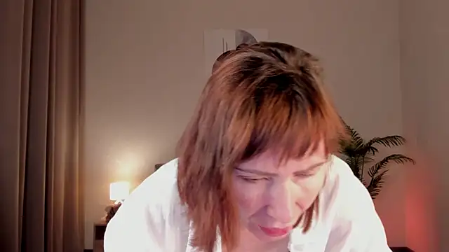 gracekellyyy online show from 05.12.26
