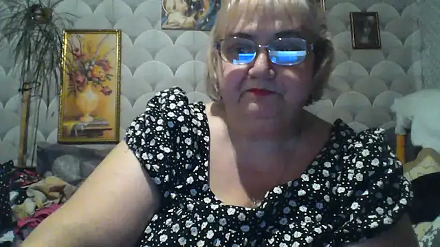 MarinaFarina53 online show from 06.19.26