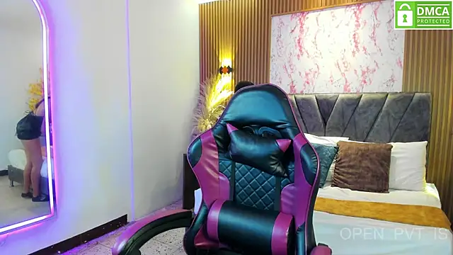 Aisha Vex online show from 06.12.26