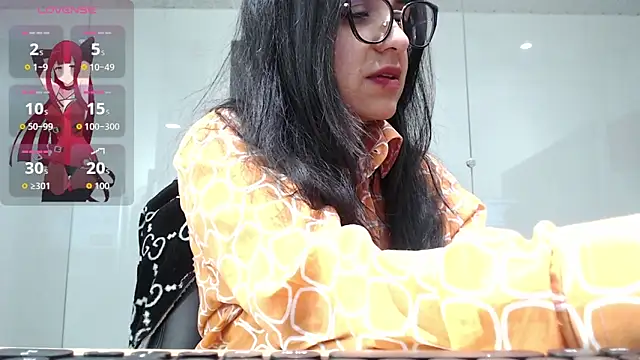 Lizeth White  online show from 06.29.26